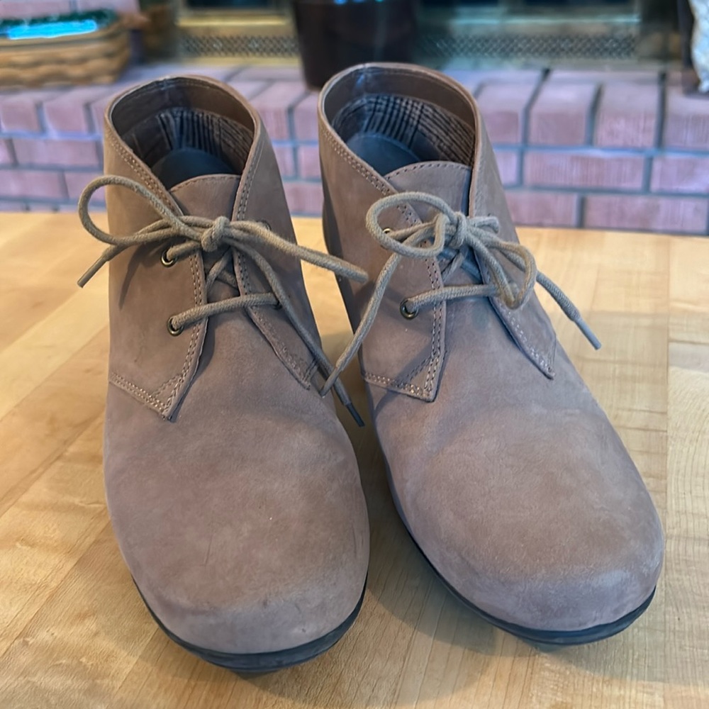 Abeo ‘Potrero’ Ankle Boots. Size 8 N